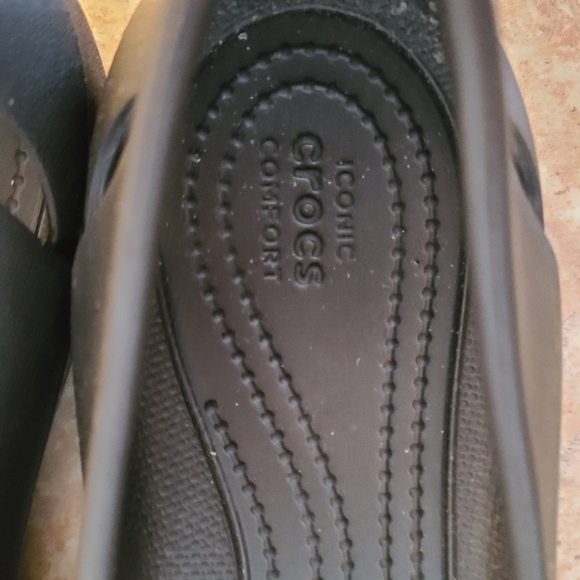 Crocs Black Ballet Flats Slip On Shoes in Women's Size 9 - Picture 4 of 5